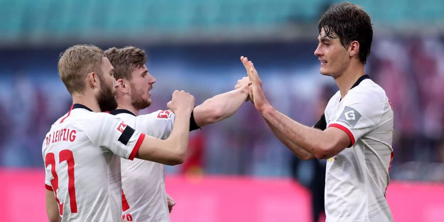 Patrik Schick erzielt das 2:1 für RB Leipzig.