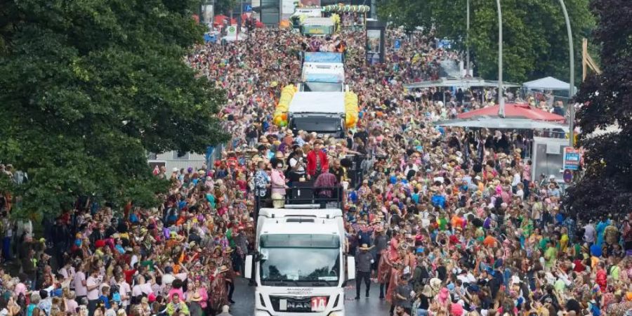 Den Schlagermove gibt es in diesem Jahr nur virtuell. Foto: Georg Wendt/dpa