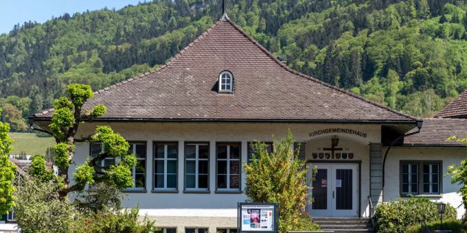 Kirchgemeindehaus Oberdiessbach für die Gemeinden Aeschlen bei Oberdiessbach, Bleiken bei Oberdiessbach, Brenzikofen, Freimettigen, Herbligen und Oberdiessbach. Kirchgemeindehaus Oberdiessbach für die Gemeinden Aeschlen bei Oberdiessbach, Bleiken bei Oberdiessbach, Brenzikofen, Freimettigen, Herbligen und Oberdiessbach.