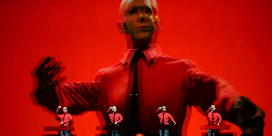 Kraftwerk bei Konzert in Berlin 2015