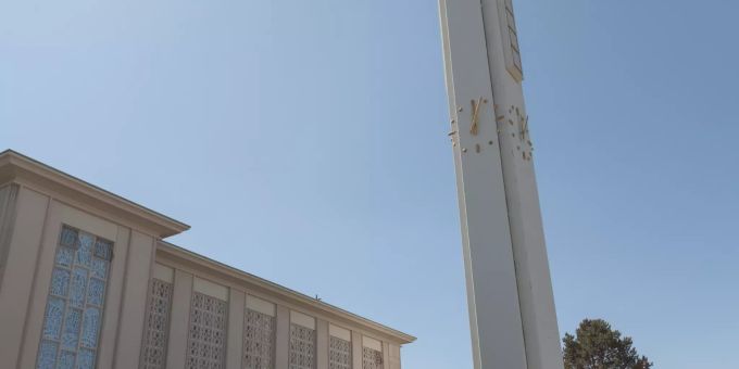 Katholische Kirche, Maria Frieden – Dübendorf. Katholische Kirche, Maria Frieden – Dübendorf.