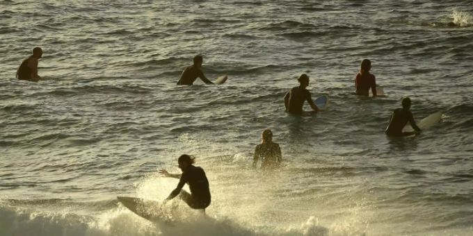 Corona-Verbot - Australisches Surferparadies Bondi Beach wieder offen