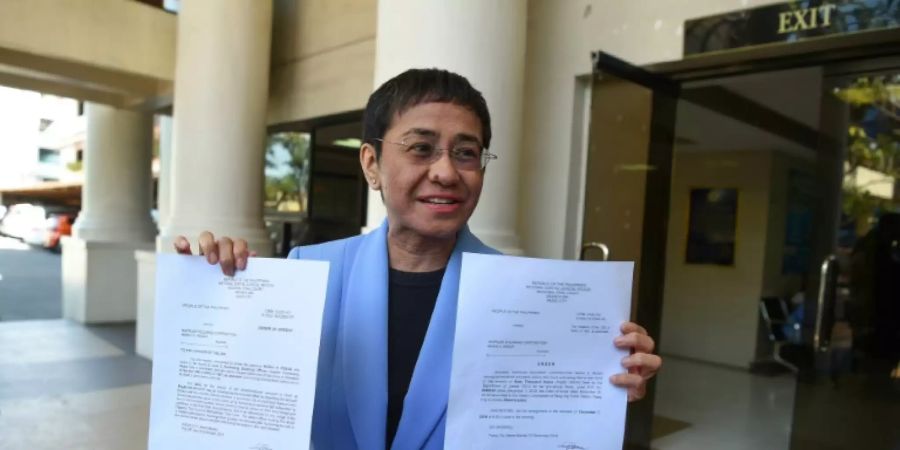 Die regierungskritische philippinische Journalistin Maria Ressa