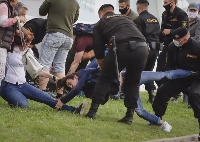 Protestierende in Belarus werden festgenommen. Belarus Politics