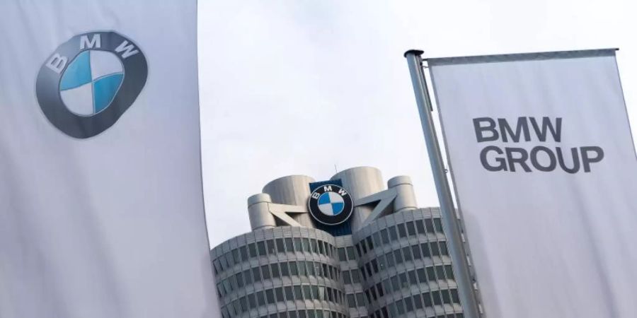 Die BMW-Zentrale. Foto: Peter Kneffel/dpa