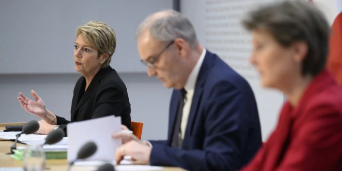 Ukraine-Krieg - 677 russische Personen auf Sanktionsliste der Schweiz