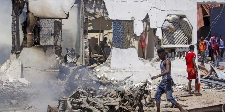 Immer wieder kommt es in Mogadischu zu Anschlägen. Am 12. Januar explodierte eine Autobombe und tötete mehr als ein Dutzend Menschen. Foto: Farah Abdi Warsameh/AP/dpa/Archiv