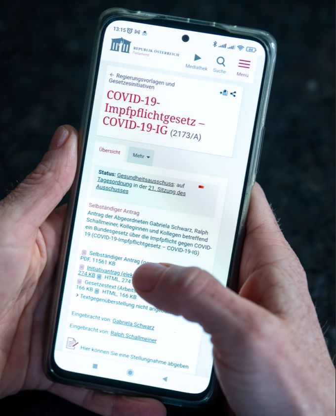 Die Impfpflicht hat für ungeimpfte Angestellte beim ORF unangenehme Folgen. ORF Impfpflicht