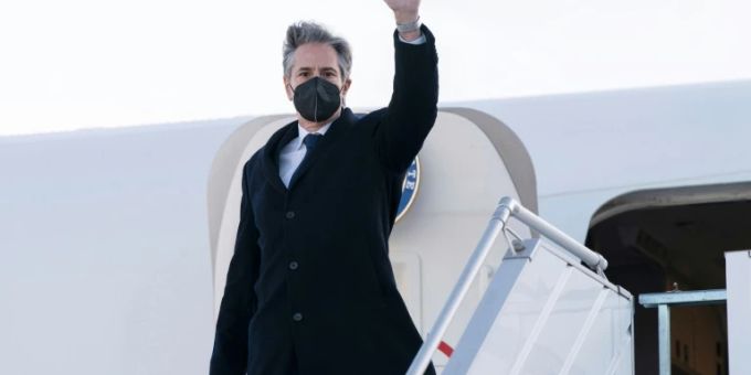Brüssel - EU will Diplomaten vorerst nicht aus Ukraine abziehen