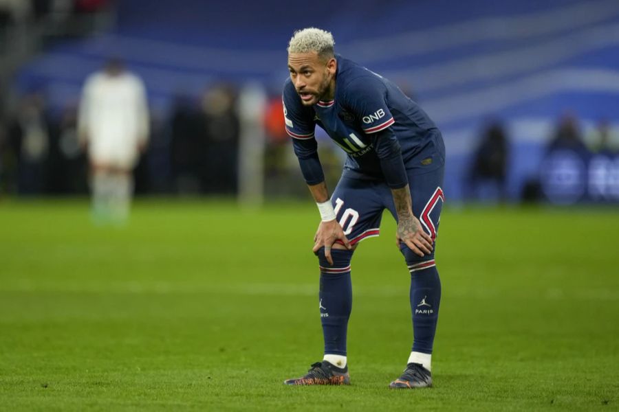 Laut der spanischen «Marca» soll Neymar den Torhüter deshalb nach dem Spiel konfrontiert haben. Neymar dementiert einen Streit am nächsten Tag via Instagram.