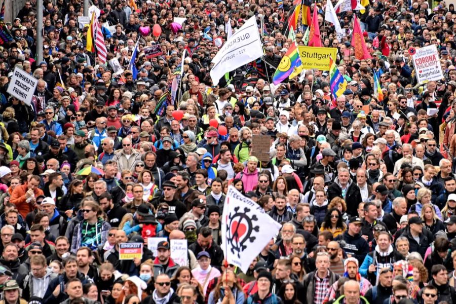 Querdenker-Demo Stuttgart coronavirus