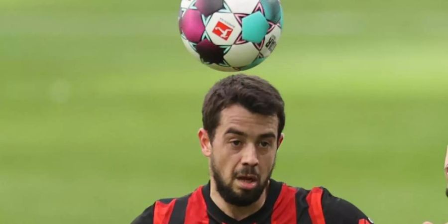 Erkennt die Nummer vom Bundestrainer schon, wenn der anruft: Frankfurts Amin Younes. Foto: Jan Woitas/dpa-Zentralbild/dpa