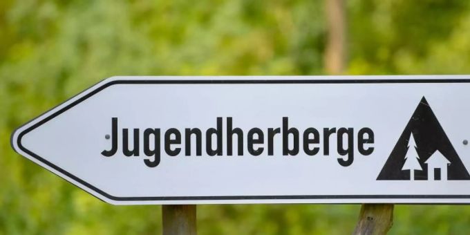 Das Deutsche Jugendherbergswerk verzeichnete im ersten Corona-Jahr dramatische Einbussen, vor allem durch fehlende Klassenfahrten. Foto: Patrick Pleul/dpa-Zentralbild/dpa Das Deutsche Jugendherbergswerk verzeichnete im ersten Corona-Jahr dramatische Einbussen, vor allem durch fehlende Klassenfahrten. Foto: Patrick Pleul/dpa-Zentralbild/dpa