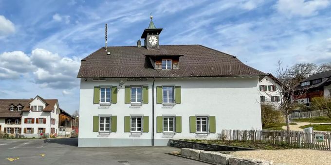 Gemeindehaus Lupsingen - Lupsingen Gemeindehaus Lupsingen - Lupsingen