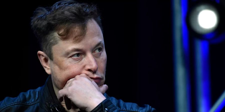 Elon Musk, Konzernchef des US-Elektroautohersteller Tesla, nimmt an einer Konferenz teil.