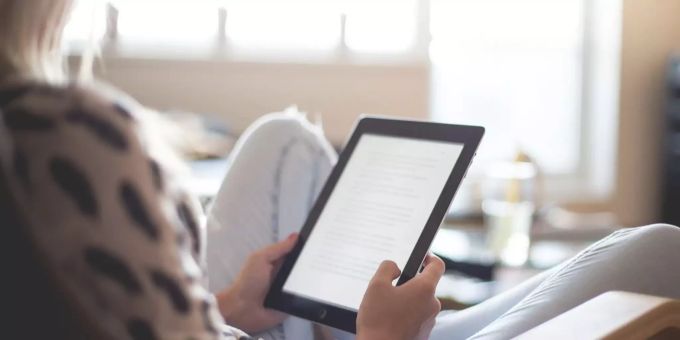 Seit Ausbruch des Coronavirus liegen eBooks und Hörbücher hoch im Trend. E-Book Coronavirus