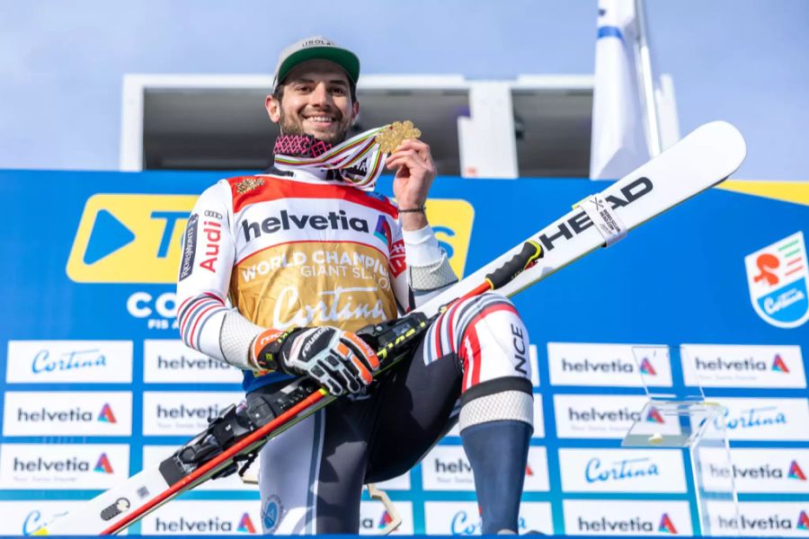 Der Franzose wurde in Cortina Doppel-Weltmeister.