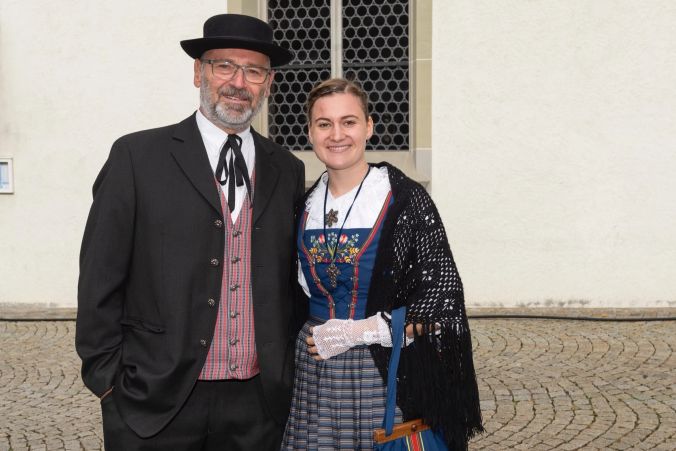 Freuen sich, wieder zu singen: Urs Gerhard (Präsident) und Anita Aregger (Dirigentin).