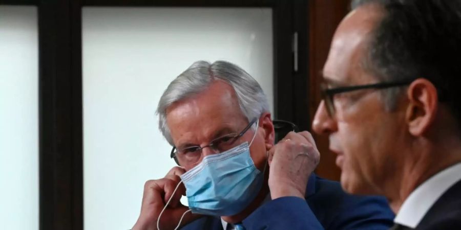 Barnier (l.) zu Besuch bei Maas in Berlin