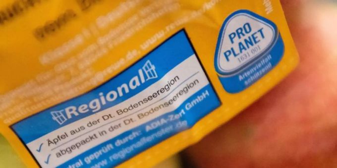 «Wenn regional draufsteht, dann muss auch regional drin sein», sagt der Chef des Verbraucherzentrale Bundesverbands, Klaus Müller. Foto: Lino Mirgeler/dpa «Wenn regional draufsteht, dann muss auch regional drin sein», sagt der Chef des Verbraucherzentrale Bundesverbands, Klaus Müller. Foto: Lino Mirgeler/dpa