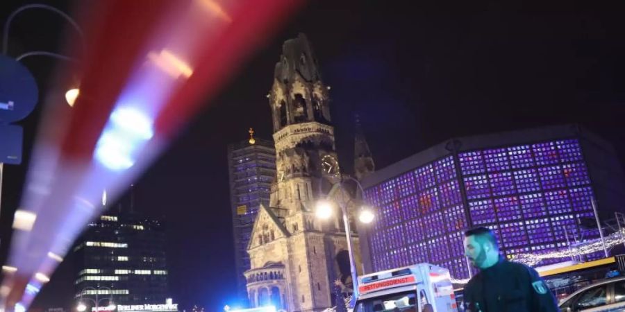 Im Dezember 2016 richtete Anis Amri auf dem Weihnachtsmarkt am Berliner Breitscheidplatz ein Blutbad an. Foto: Michael Kappeler/dpa