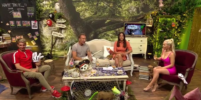 «Promi Big Brother»: Katy und Emmy zu Gast in der Late Night Show. «Promi Big Brother»