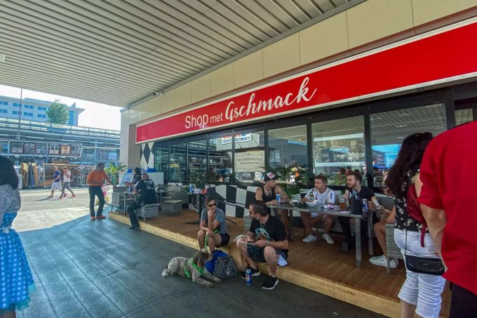 Der «Shop met Gschmack» in Suhr führte den US-Event zum zweiten Mal durch. Us-Car'n'Bike Meet Suhr