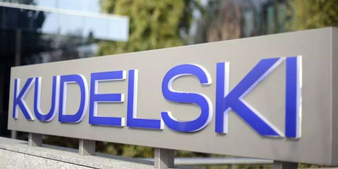 Die Westschweizer Technologiegruppe Kudelski will künftig stärker auf Cybersecurity und den Bereich «Internet der Dinge» setzen. Der Umbau kostet Geld und so schrieb Kudelski im ersten Halbjahr 2019 erneut rote Zahlen.(Archivbild) kudelski