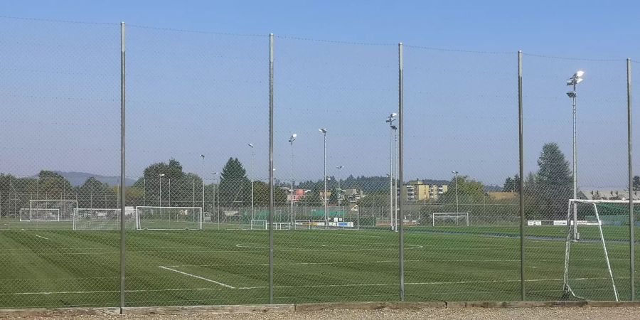 Der FC Entfelden spielt auf dem Sportplatz Schützenrain in Oberentfelden.