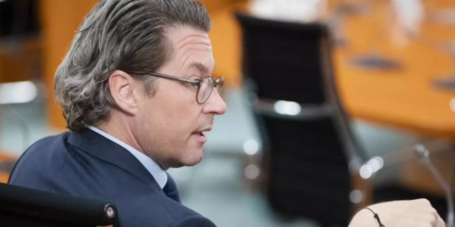 Der Maut-Untersuchungsausschuss hat einen Ermittlungsbeauftragten eingesetzt. Er soll das Abgeordneten-Postfach von Verkehrsminister Scheuer nach Kommunikation zur Maut durchsehen. Foto: Christoph Soeder/dpa Pool/dpa
