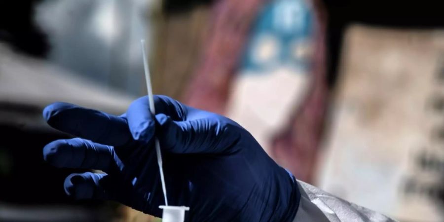 Corona-Test im Einsatz