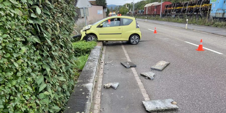 Nach Ausweichmanöver Selbstunfall verursacht