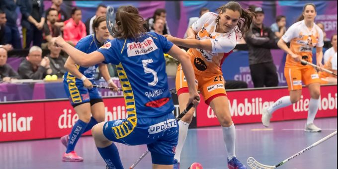 Frauen Unihockey Match (Symbolbild) Frauen Unihockey Match (Symbolbild)