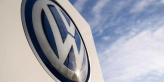 Wolfsburg/Seattle - Mehr Vernetzung: Volkswagen und Amazon verbünden sich Wolfsburg/Seattle - Mehr Vernetzung: Volkswagen und Amazon verbünden sich