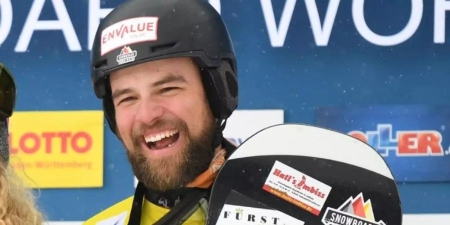 Verpasste im letzten Wettkampf einen möglichen Sieg: Snowboardcrosser Martin Nörl. Foto: Patrick Seeger