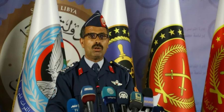 Mohammed Gnunu, Sprecher der Regierungstruppen