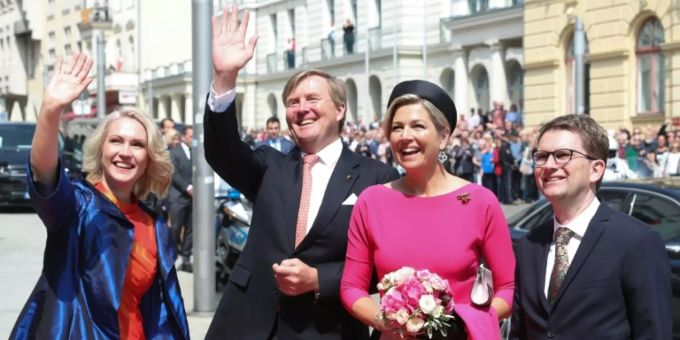 Manuela Schwesig (SPD) mit dem Königspaar und ihrem Mann Stefan Manuela Schwesig (SPD) mit dem Königspaar und ihrem Mann Stefan