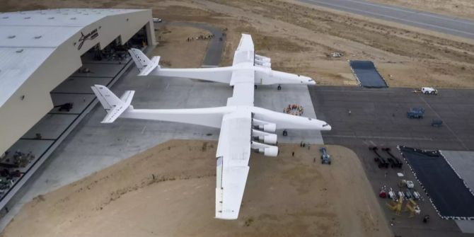 Stratolaunch Systems