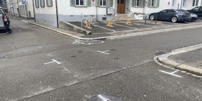 Unfallstelle Kreuzung Waisenhausstrasse / Hintere Poststrasse Unfallstelle Kreuzung Waisenhausstrasse / Hintere Poststrasse