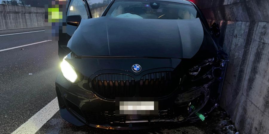 Solothurn: Seitlich-frontale Kollision zwischen zwei Autos