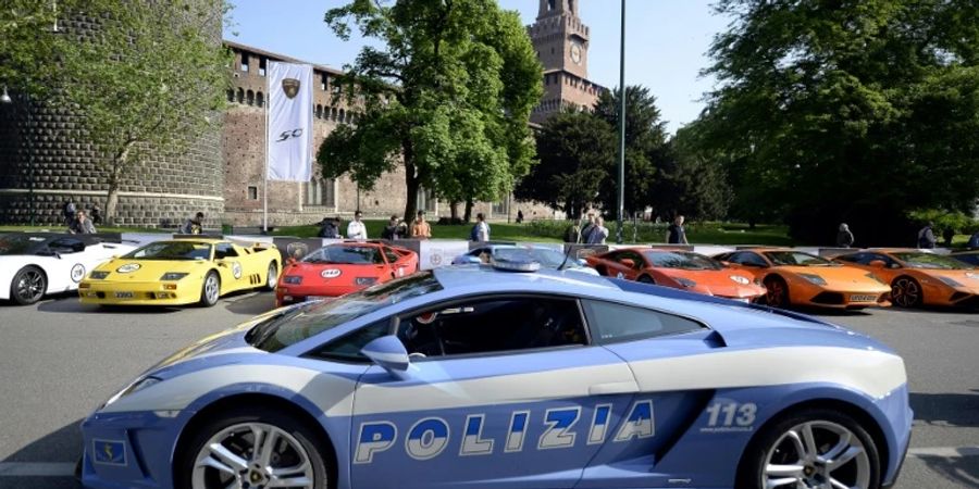 Polizei-Lamborghini bei seiner Vorstellung 2013