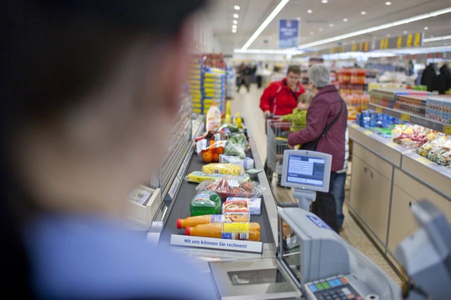 Bei Aldi können Mitarbeiterinnen ein Kopftuch tragen.