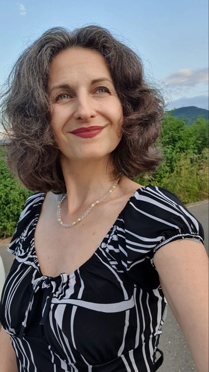 nancy holten