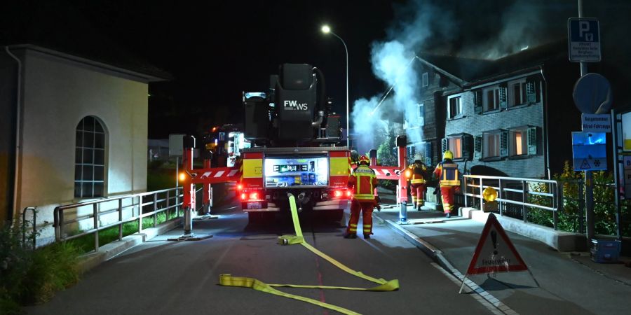 Brand in Doppeleinfamilienhaus