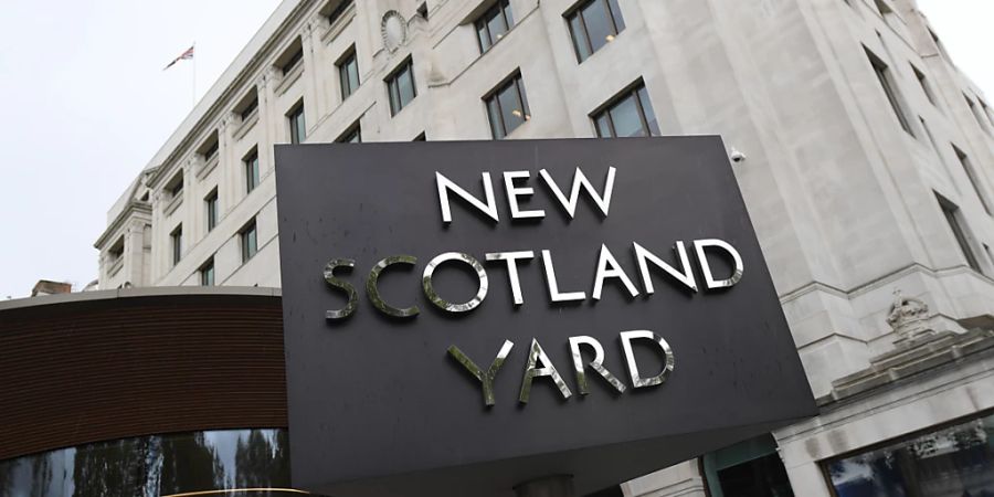 ARCHIV - Die Polizeibehörde New Scotland Yard im Stadtteil City of Westminster. Foto: Arne Dedert/dpa