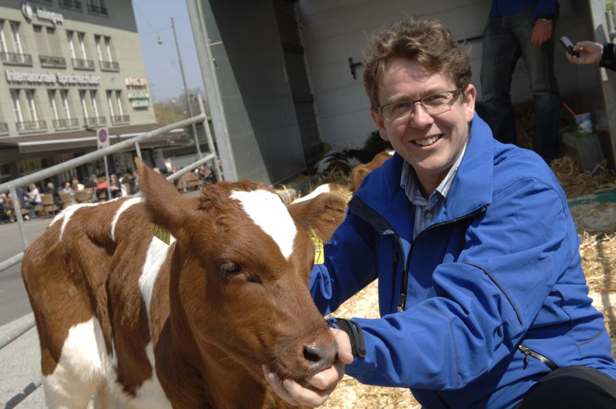 Der Berner SVP-Nationalrat Albert Rösti gilt als äusserst tierlieb.