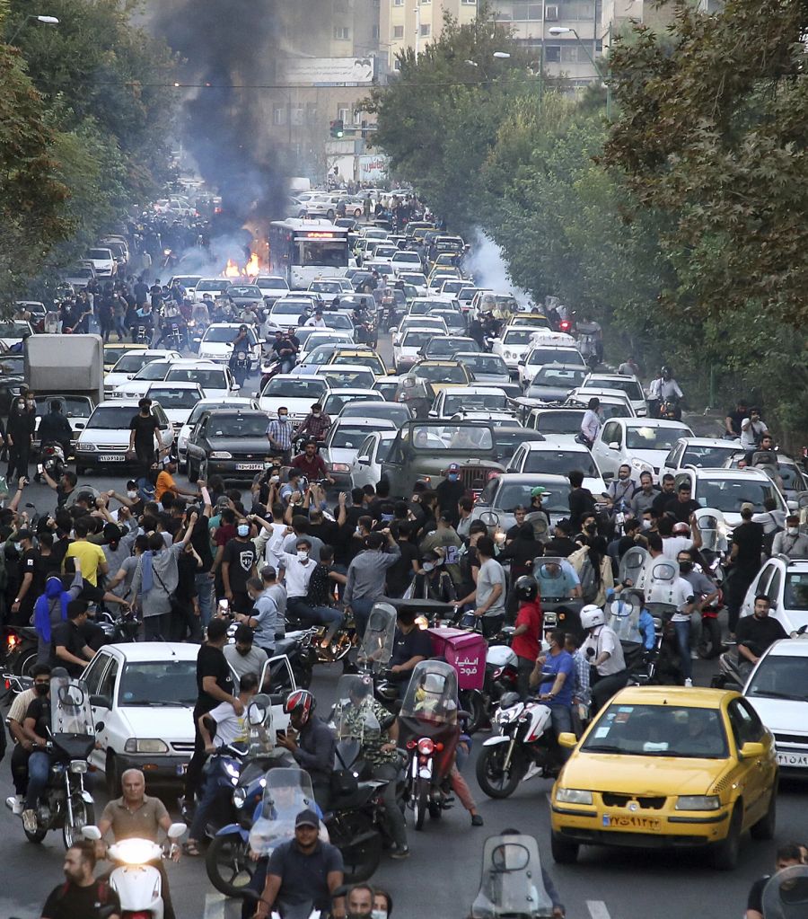 Proteste in Teheran (Iran) sind eskaliert.