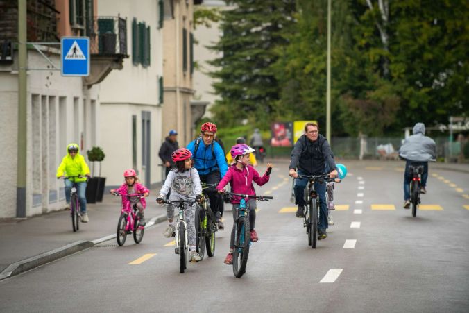 Die Kinder hatten sichtlich Spaß an den gesperrten Straßen.