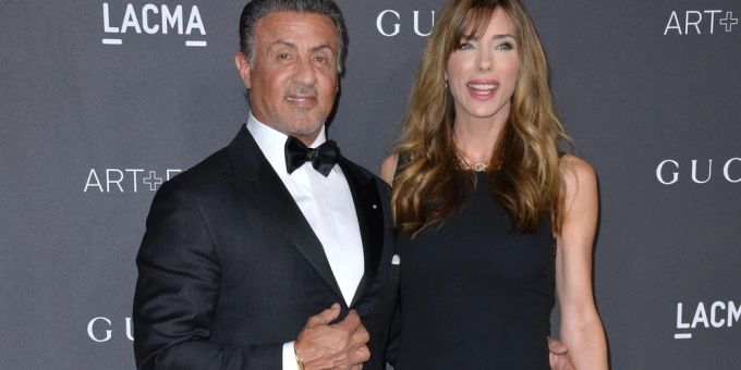 Sylvester Stallone und Jennifer Flavin sind seit 1997 verheiratet. Sylvester Stallone und Jennifer Flavin sind seit 1997 verheiratet.