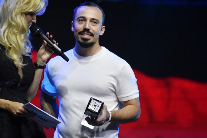 Zeki Bulgurcu beim Swiss Comedy Award 2019. Zeki Bulgurcu